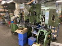 5357.32 =&gt; 1 Stanzanlage bestehend aus Abwickelhaspel V 500 AE, Masch.-Nr. 9981/4, Bj. 2000, 500 kg, Bandrichtapparat Wabema APV 200 S 3, Ser.-Nr. 02011098, Bj. 2001, Exzenterpresse Dirinler CDCS 600 M, Ser.-Nr. 6009421600, Bj. 07.1994, Exzenterpresse Dirinler CDP 150, Ser.-Nr. 65, Bj. 1994, Steuerung und Beschriftungsgerät Leibinger Jet 3