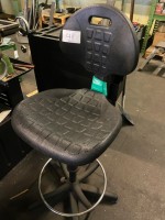 5357.48 =&gt; 1 Pos. Arbeitsdrehstühle- und Hocker