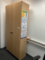 5429.39 =&gt; 1 Aktenschrank, ca. 1 m breit