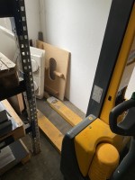 5429.640 =&gt; 1 Elektrodeichselstapler Jungheinrich EMC 100, Bj. 2007, Tragkraft 1000 kg