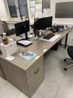 5463.13 =&gt; 1 Schreibtisch mit Aktencontainer