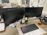 5463.25 =&gt; 1 PC mit 2 Widescreen-TFT-Monitoren BenQ (ohne Festplatte)