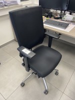 5463.30 =&gt; 1 Drehstuhl mit Armlehnen