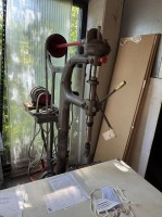5499.6 =&gt; 1 Säulenbohrmaschine