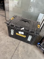5499.12 =&gt; 3 Werkzeugkoffer DeWalt mit Kleinwerkzeugen und Flex