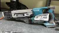 5471.8 =&gt; 1 Akku-Magazinschrauber Makita DFR 550, ohne Akku und ohne Ladegerät