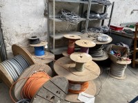 5467.65 ➤ 1 Pos. Restinstallationsmaterialien wie Schienen, Schrauben, Stecker, Kupplungen, Kabel, Kabelkanäle etc.