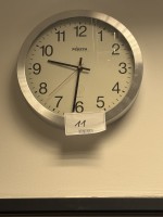 5449.11 =&gt; 1 Wanduhr