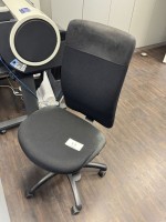 5449.47 =&gt; 1 Drehstuhl