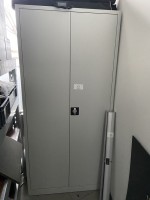 5524.13 ==&gt;. 1 Metallaktenschrank