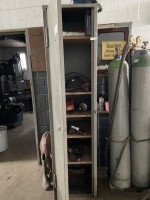 5413.52 =&gt; 1 Metallwerkzeugschrank mit Kleinwerkzeugen