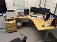 5280.66 => 1 Winkelkombination mit Aktenrollcontainer