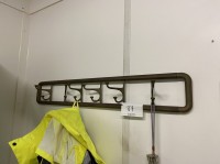 5280.87 => 1 Wandgarderobe