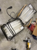 5280.472 =>  2 Baustrahler