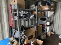 5280.498 =>  1 Pos. Fachbodenregale, ca. 3 lfd. m, Stecksystem mit Inhalt