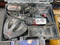 4932.1474 => 1 Akku-Bohrhammer Bosch GBH 36 V-LI mit 2 Akkus und Ladeger&auml;t