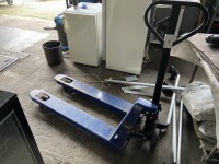 5528.76 => 1 Gabelhubwagen Einhell 2,5 t