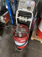 5528.77 => 1 Getriebe&ouml;lwagen mit Fasspumpe