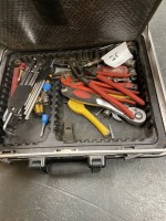 5580.26 => 1 Werkzeugkoffer mit Kleinwerkzeugen