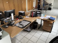 5574.16     =>   1 Winkelkombination mit Aktenrollcontainer