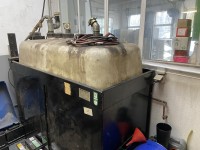 5528.113 => 1 Frisch&ouml;ltank Schnitzler, Bj. 1994, Volumen: 1.560 l (Mit 400 Litern 5W30-&Ouml;l gef&uuml;llt) mit &Ouml;l-Pumpe und Zapfpistole