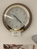 5571.21 => 1 Wanduhr