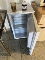 5585.6 => 1 K&uuml;hlschrank Exquisit