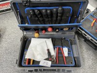 1555 => 1 Werkzeugtrolley mit Kleinwerkzeugen