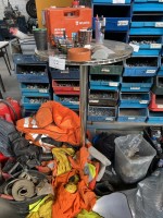 5612.62 =>. 1 Stehtisch