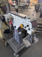 5627.167    =>   1 Bandschleifmaschine Cormak SM 150, Bj. 2020 mit fahrbarem Untergestell