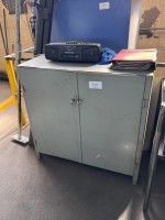 5627.176    =>   1 Metallwerkzeugschrank, niedrig