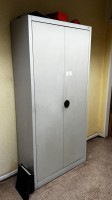5569.6 => 1 Metallaktenschrank CP