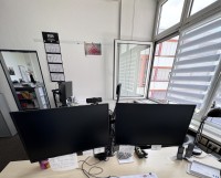 5634.18 => 1 Notebook Windows Surface mit 2 Widescreen-TFT-Monitoren