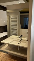 5618.305 => 1 Badezimmergarnitur, bestehend aus: