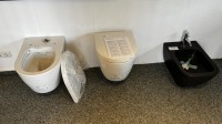 5618.312 => 2 Toiletten Duravit mit insgesamt 1 Bidet Duravit mit Armatur