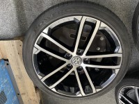 4932.11807 => 1 Satz Alu-R&auml;der VW 7,5 3X18t/2 ET49, mit aufgezogenen Sommerreifen Continental 225/40 R18 92Y