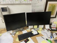 5621.14 => 1 Mini-PC mit 2 Widescreen-TFT-Monitoren