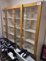 5385.817 => 1 Vitrinenschrank, ca. 2 lfd. m