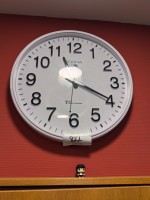 5385.822 => 1 Wanduhr