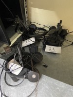 5617.21 => 3 Headsets Yealink