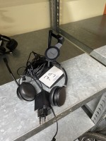 5617.79 => 1 Headset Yealink