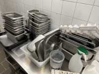 5670.58 => 1 Pos. Kochgeschirr und Kochbesteck bestehend