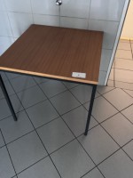 5589.6 => 1 Tisch