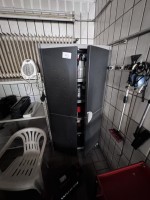 1 cabinet with various hand machines and cleaning agents