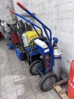 1 bottle trolley with welding hose and welding regulator