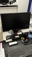 1 台 HP 宽屏 TFT 显示器,23 英寸