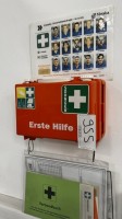 1 førstehjælpskasse - afhentning efter frigivelse