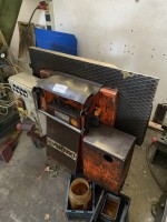1 台 Ventzki NHE 305 容器提升翻转装置，承载能力 1500 kg