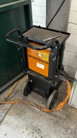 1 adet Cronitex Power TIG 1965 DC HF taşıma arabalı kaynak makinesi