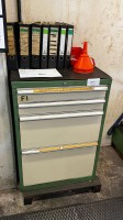 1 metallinen työkalulaatikosto, 4 laatikkoa (sisältöineen)